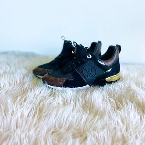 Authentic LV Runaway Sneakers
